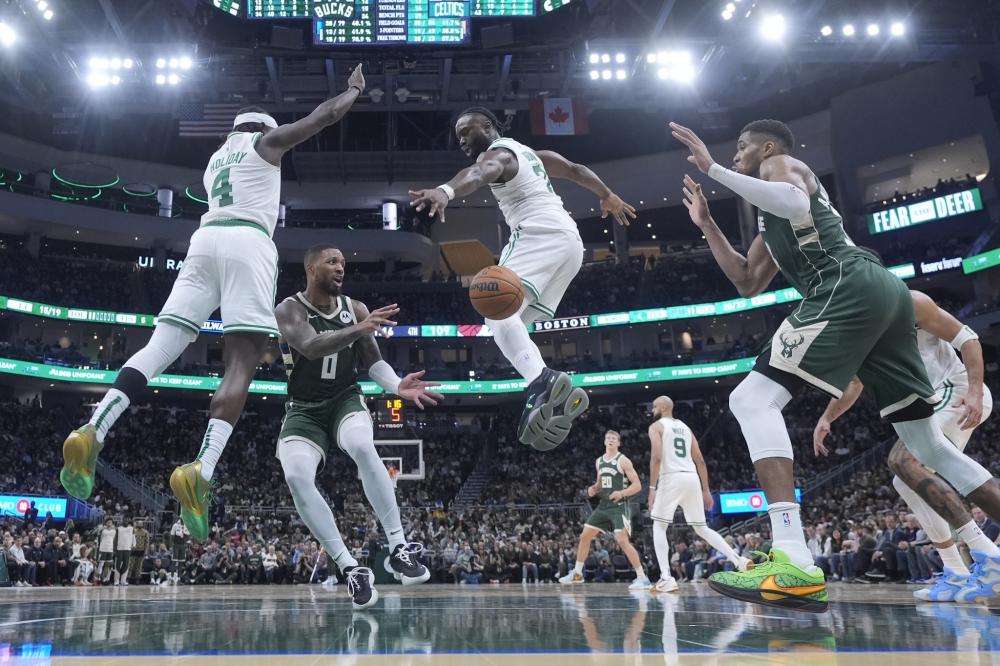 群反应热烈 群反应热烈