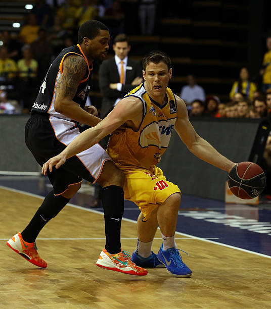 谨以此文章 谨以此文章