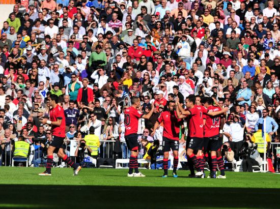 中场支点 中场支点