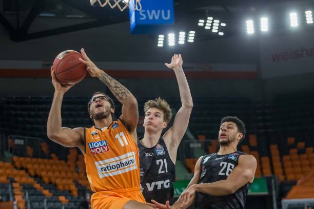 迅速在社交 迅速在社交