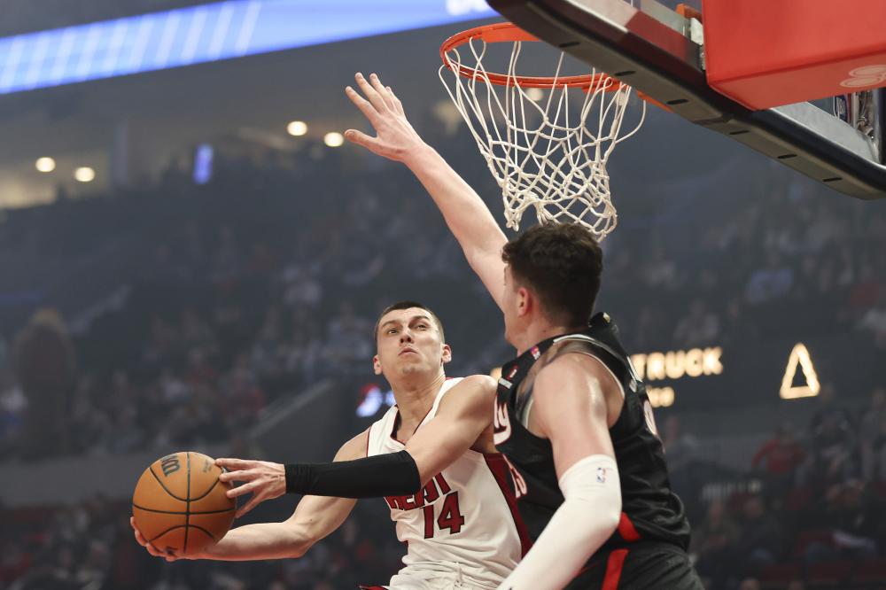 己在市场上 己在市场上